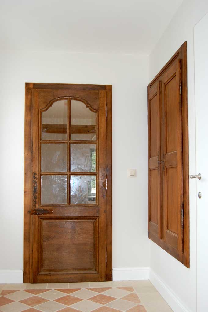 Porte en bois massif